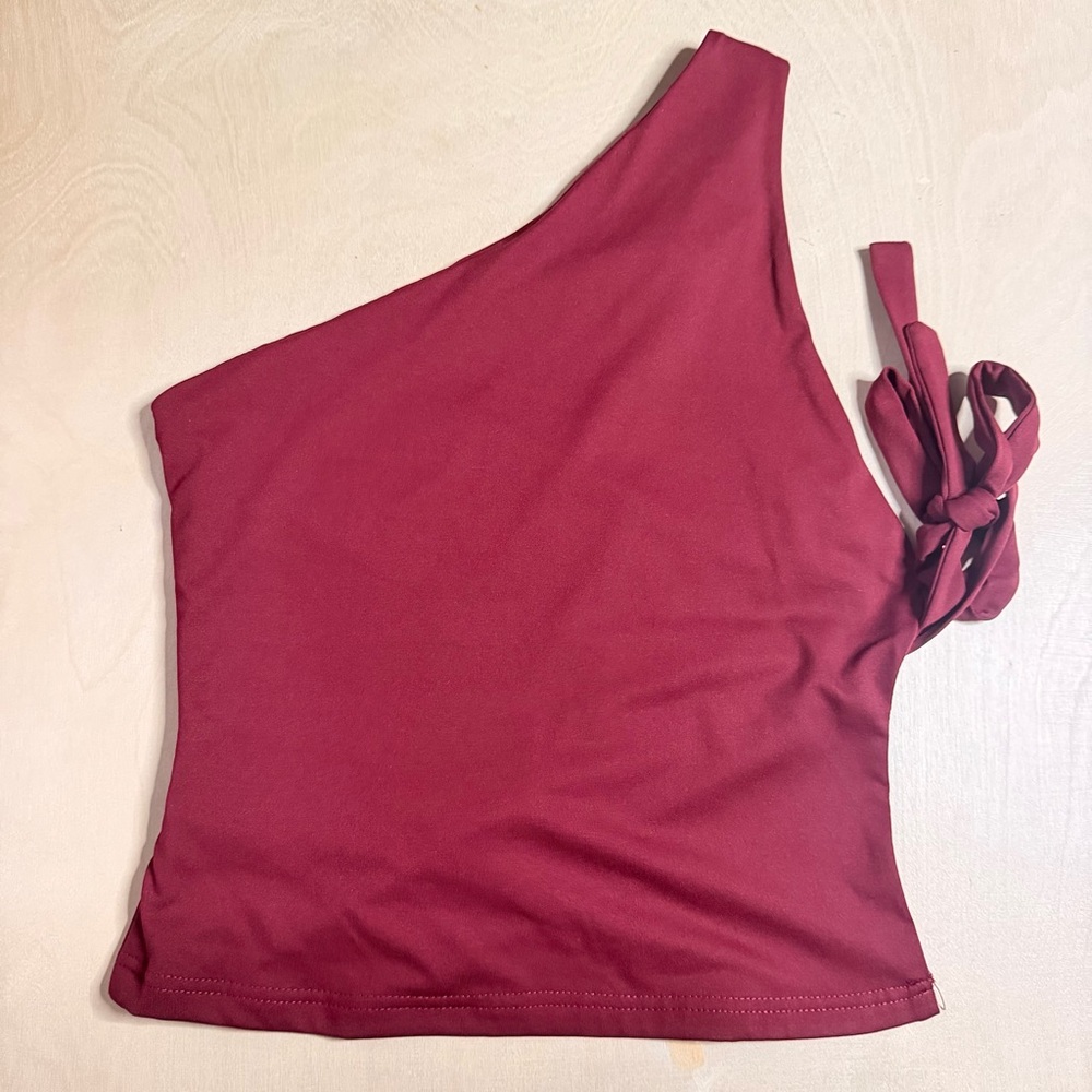 One Shoulder Tie-Side Tank Top 🍷 Wine
